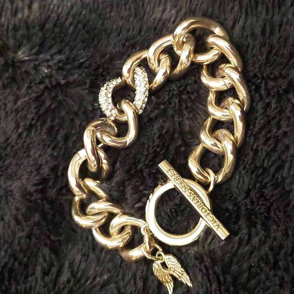 Victoria’s Secret Chain Bracelet